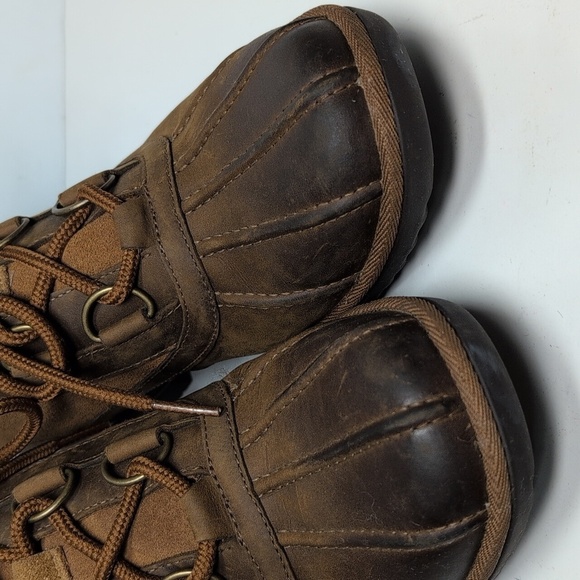 UGG Heather lace up bootie boots women's size 9 EU 40 - Picture 12 of 16